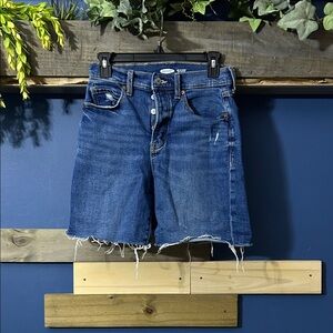 Old Navy Distressed Blue Jean Shorts EUC Size 2